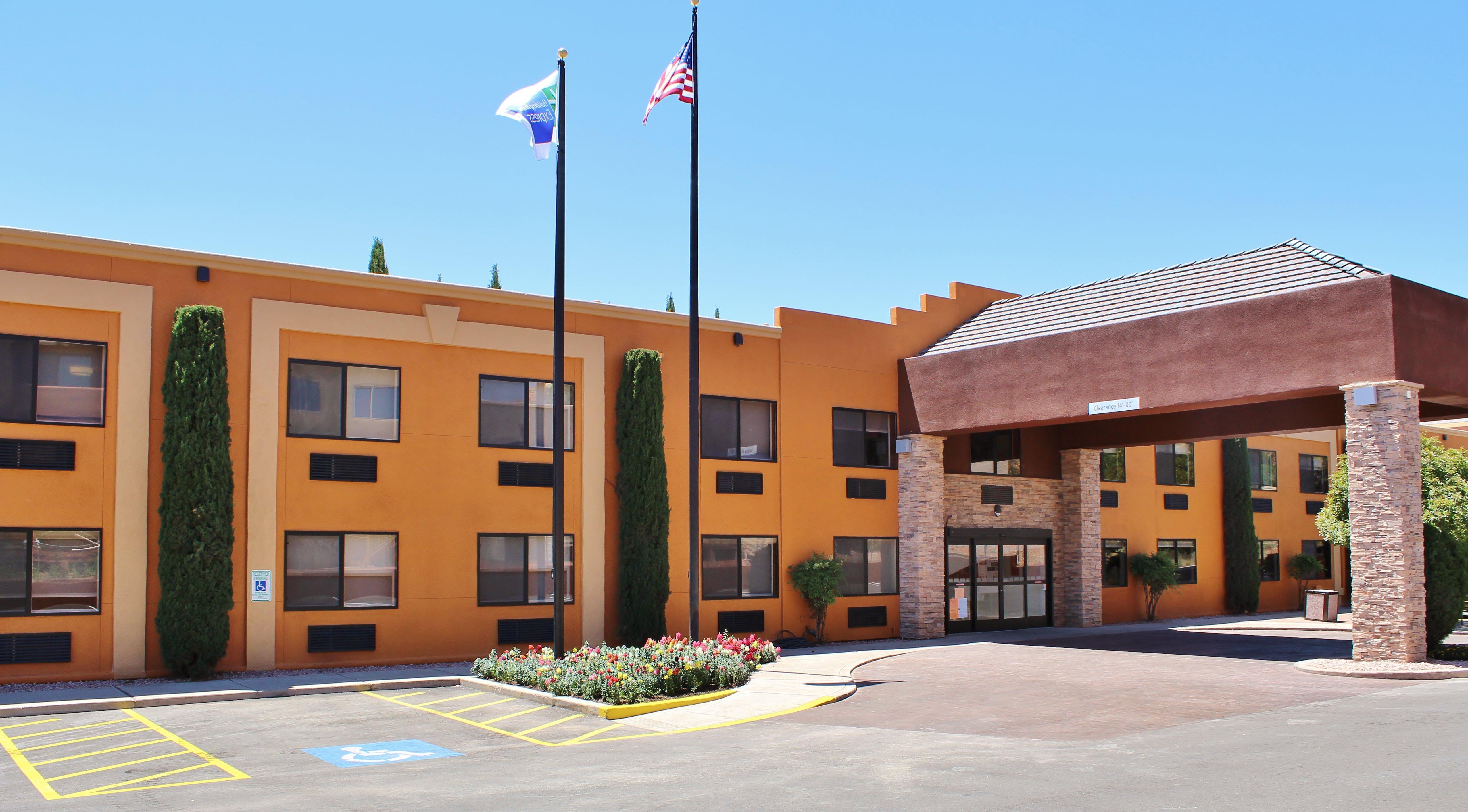 Holiday Inn Express Sedona - Oak Creek By Ihg Exterior photo