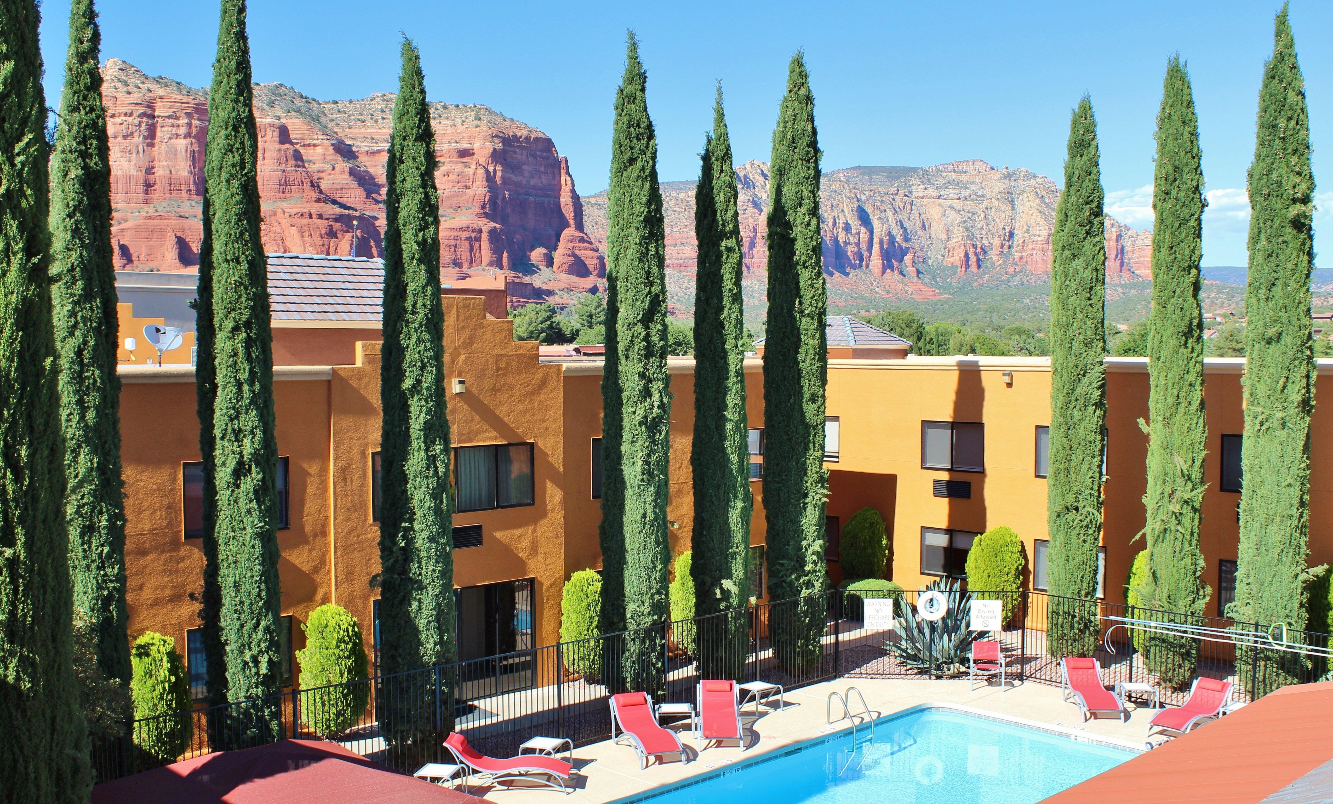 Holiday Inn Express Sedona - Oak Creek By Ihg Exterior photo